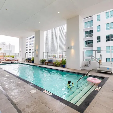 Fabulous Apartment With Pool, Gym, Lounge - Prime Location, Miami